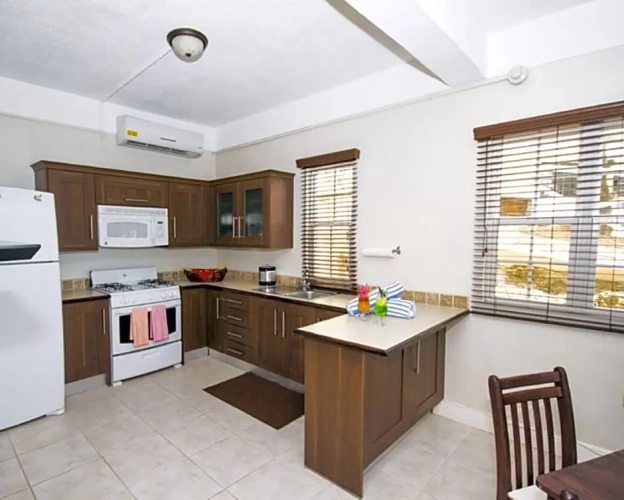 1 Bedroom Bungalow with balcony and with sea view