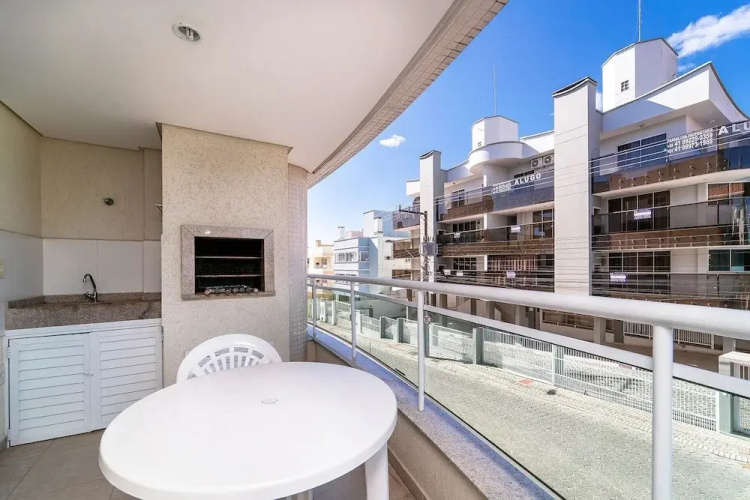 839 -Apartamento 2 dormitórios Bombinhas