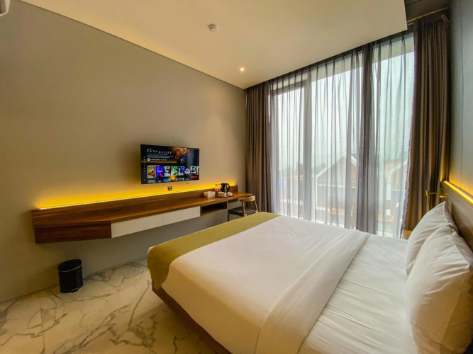 Facade Hotel by Azana