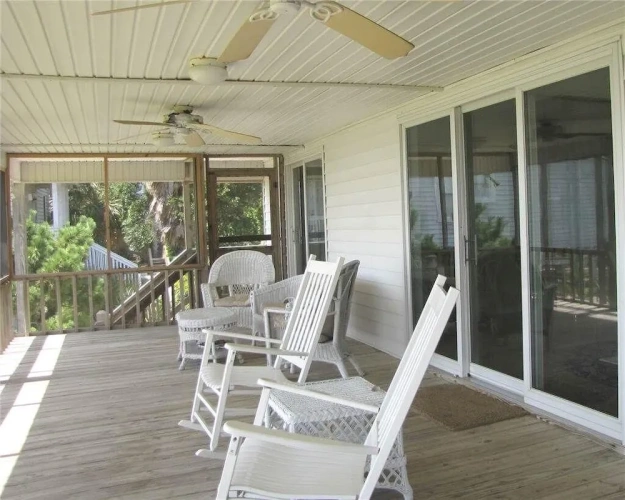 Cottage with balcony
