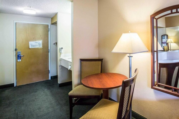 Comfort Inn