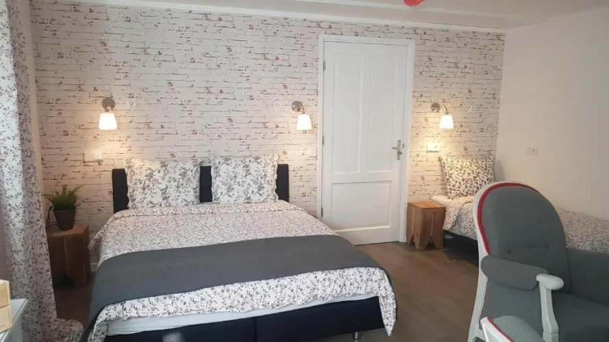 Standard Double room with view