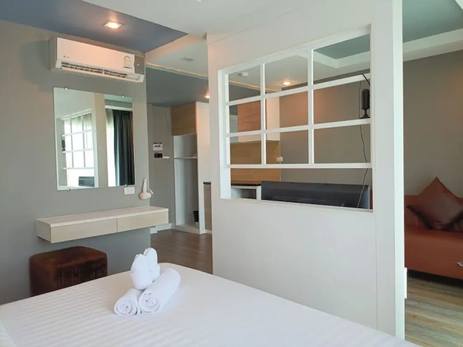 Deluxe Double Studio