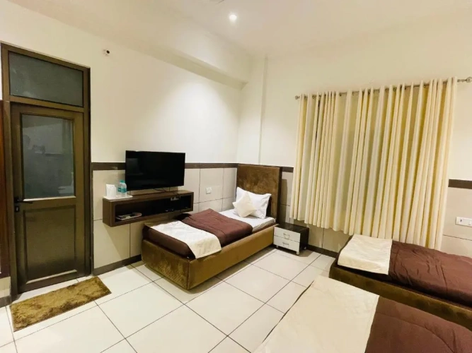 Deluxe Family room