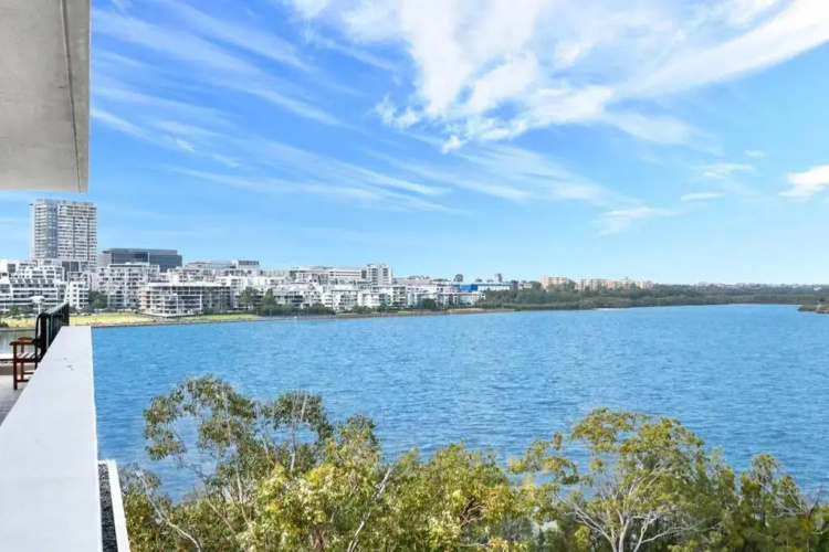 Unbeatable Water View