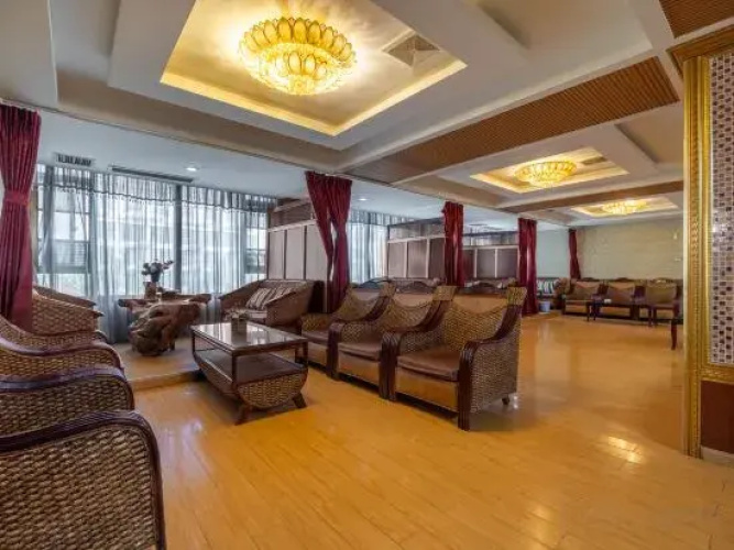 Jiaju Fengqing Hotel