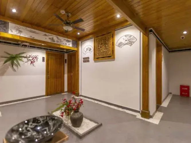 Chunlu Hostel