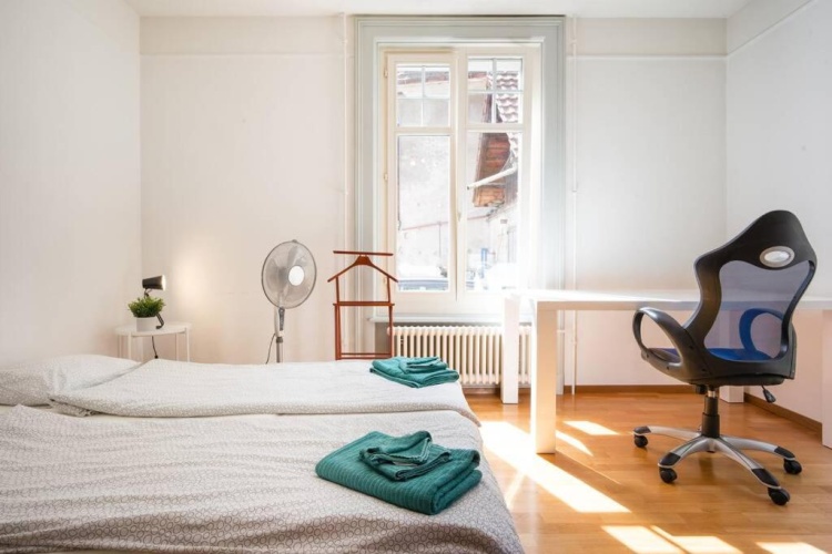 2 Bedrooms Apartment