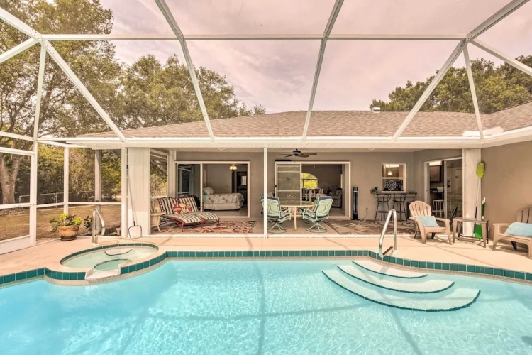 3 Bedrooms Cottage