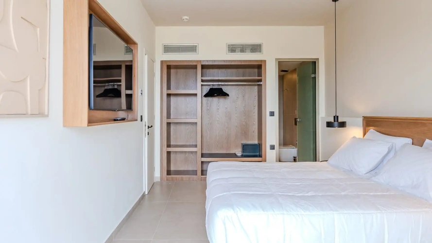 1 Bedroom Premium Suite with sea view