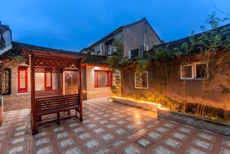 Xitang Moon Courtyard Guest House