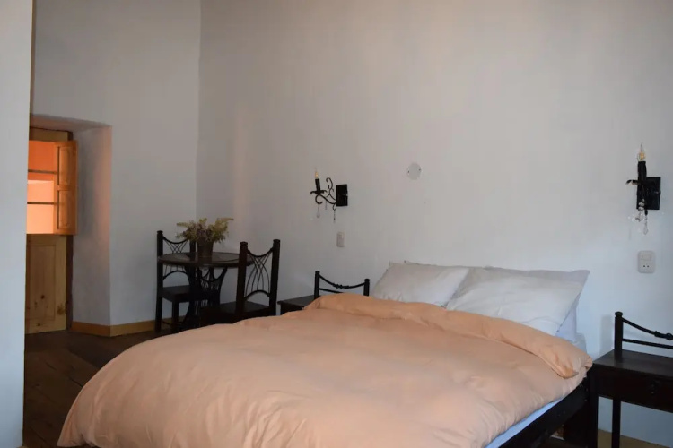 Qorichaska Hostel