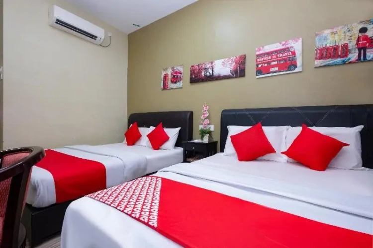 Quadruple Suite