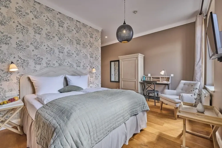 1 Bedroom Deluxe Double room