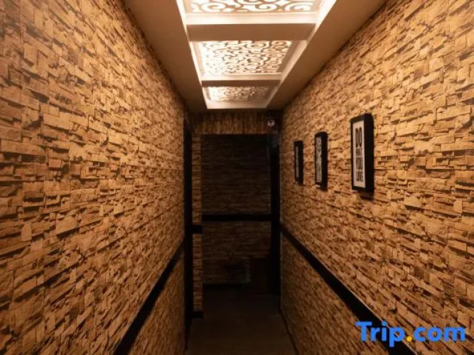 Zhiyoung Theme Hotel (Daqing Xinbaida Dongfeng Middle School)