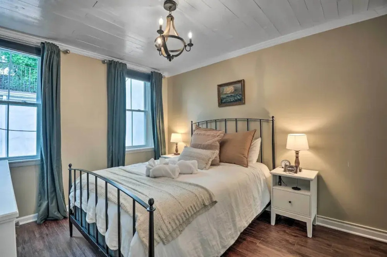 Classic Fells Point Condo on Broadway Square!