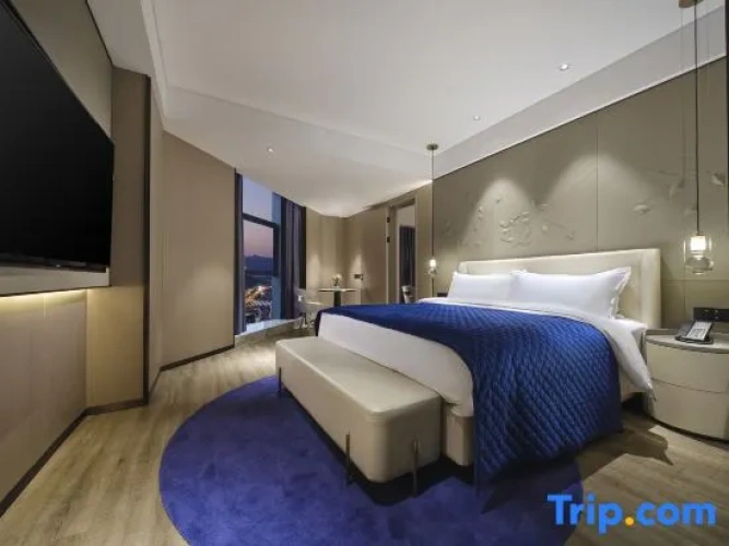 Deluxe Double Suite