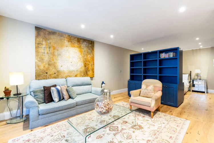 Colourful Studio Near Clapham Common!