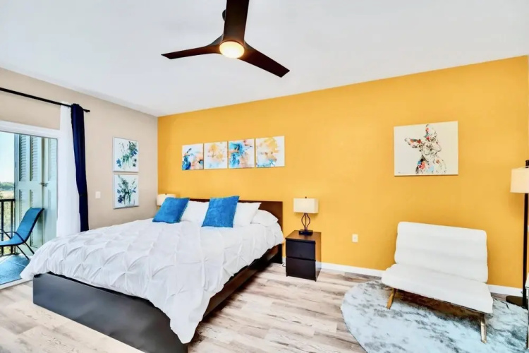 Spacious 2BR Condo Near Disney