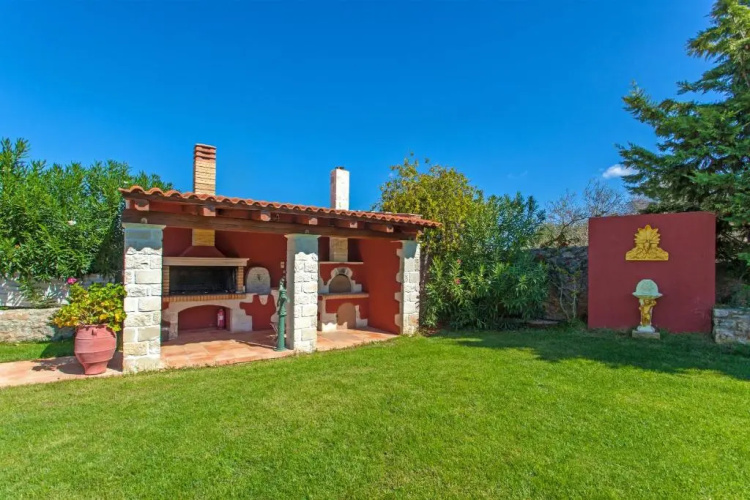 Villa Antina by MediterraneanVillas