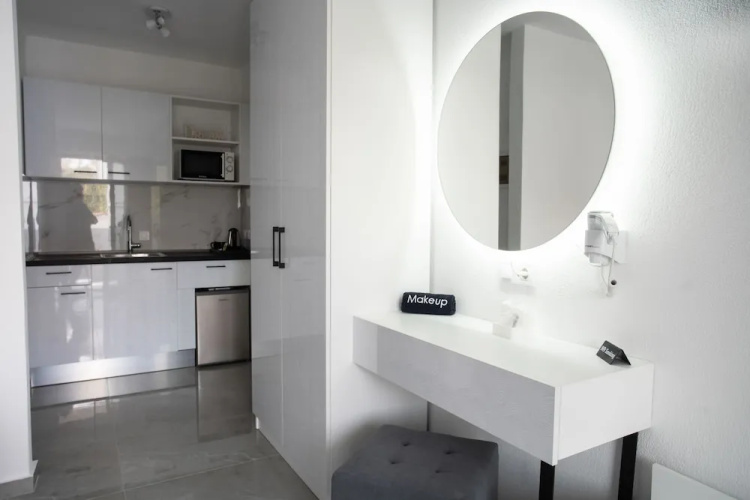 Aeonian Luxury Suites Asprovalta