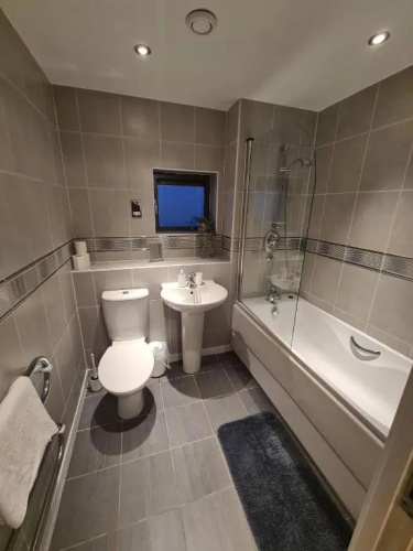 2 Bedroom 2 Bath Apartment, sleeps 4, Town Centre