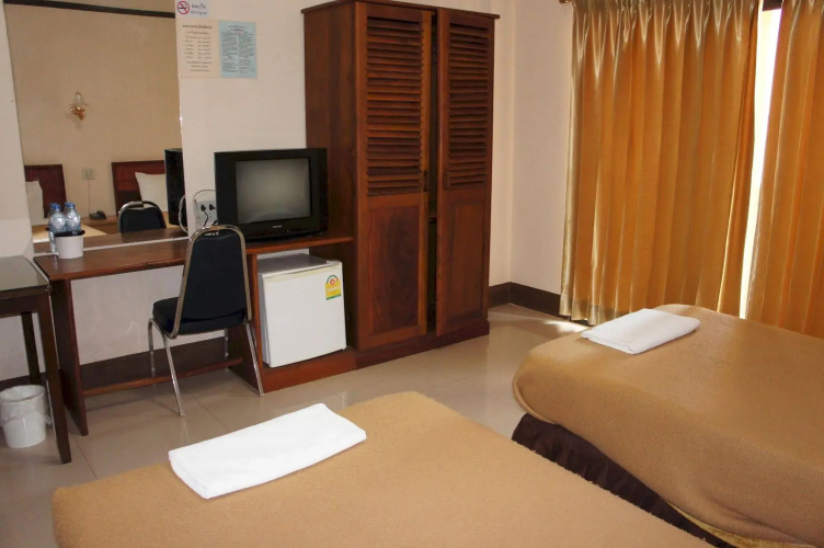 Chaleunehoung Hotel