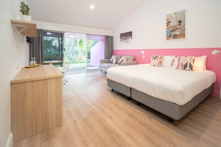 Standard Double room with balcony and with view