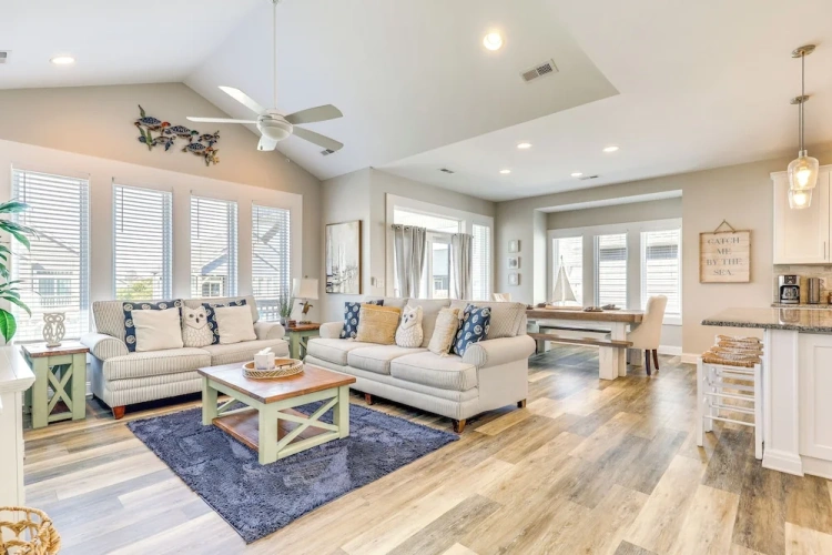 4 Bedrooms Cottage