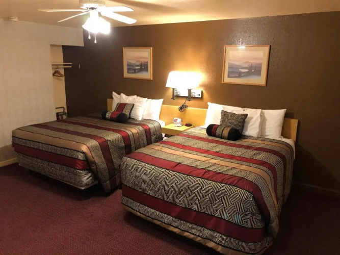 Scottish Inn