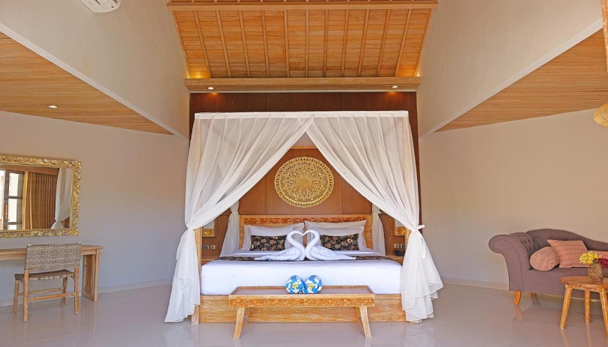 4 Bedrooms Villa