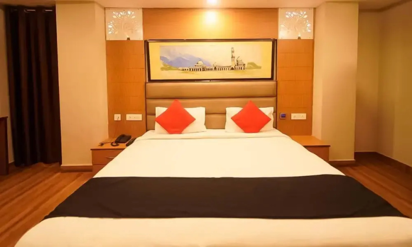 Hotel Yugantar & Banquets