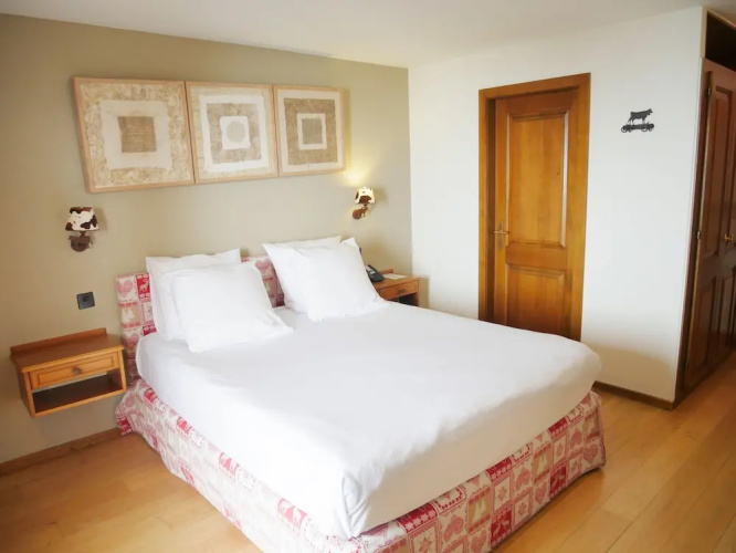 Between Boutique Hotel
