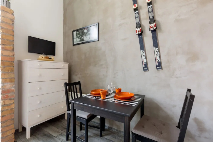 Downtown Studio Apartment