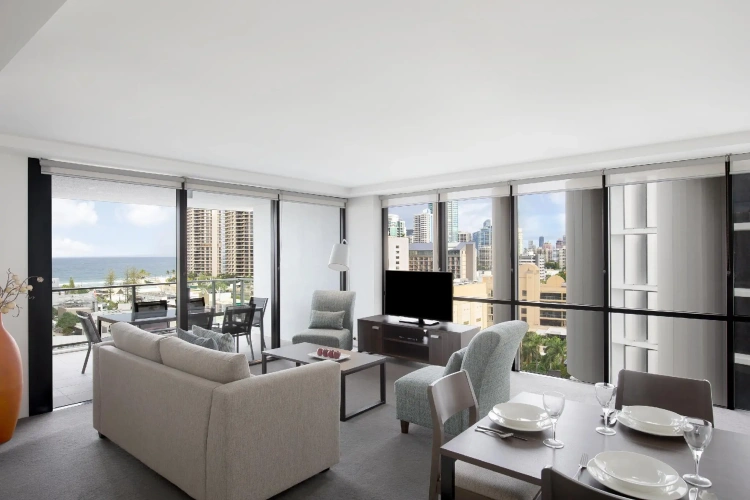 2 Bedrooms Apartment