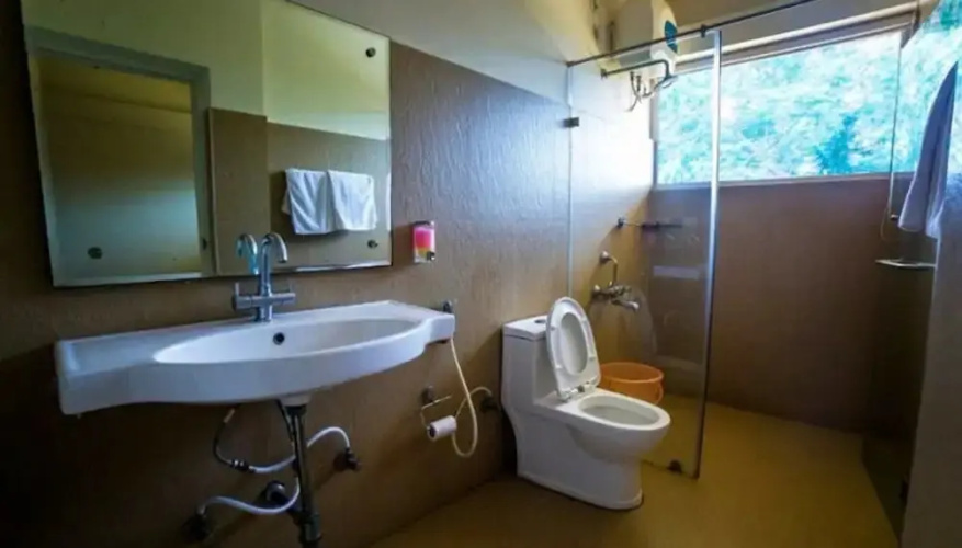 Casuarina Bay Beach Resort