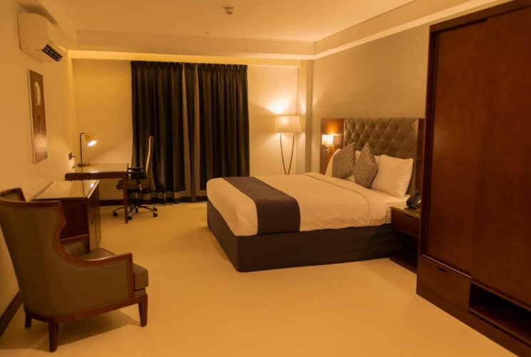 Deluxe Double Suite