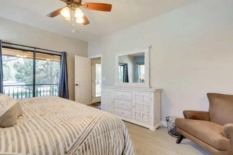 Modern Show Low Home w/ BBQ & Fire Pit!