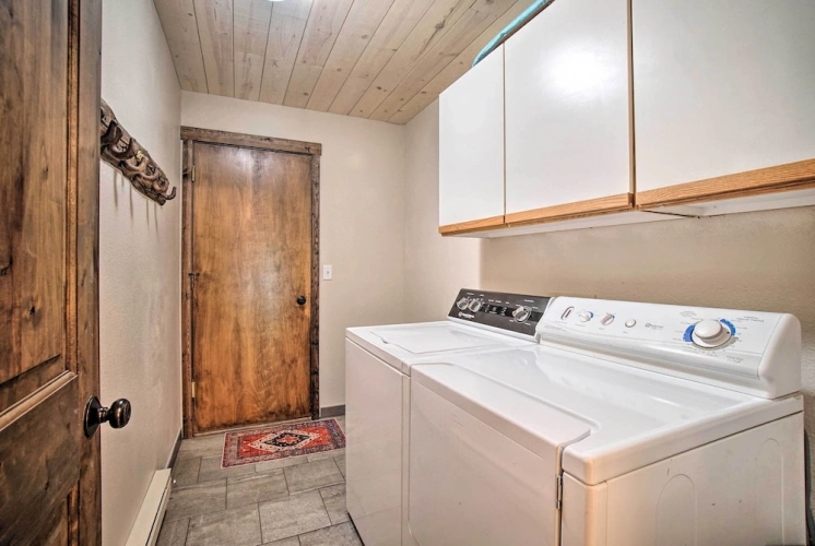 3 Bedrooms Cottage