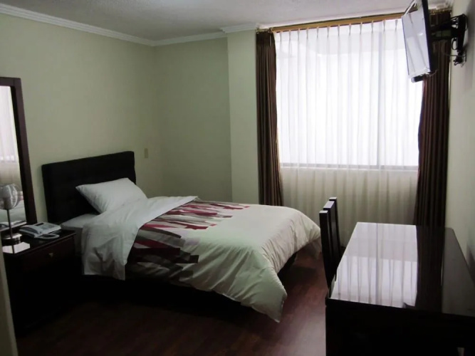 Hotel LEF