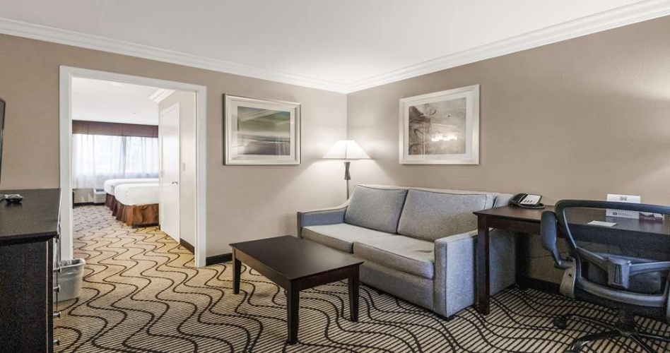 Best Western Plus Orchid Hotel & Suites photo 17