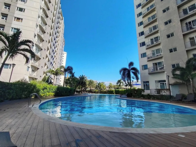 Paradise Staycation At South!