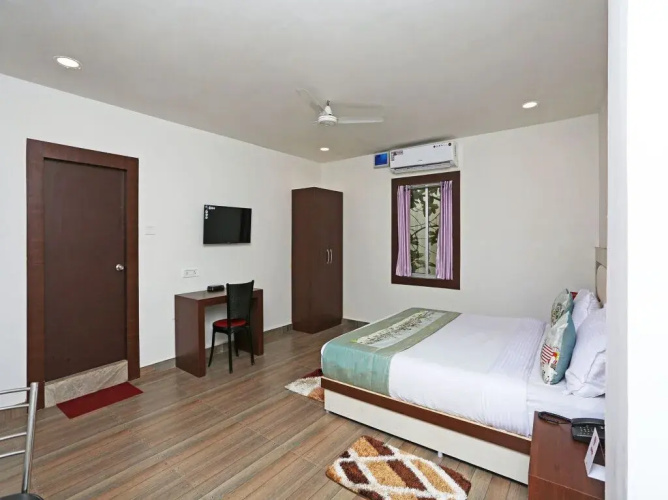 Fabhotel Paradise Convention
