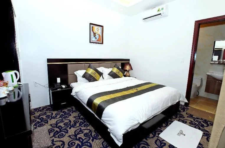 Gallant Hotel 154