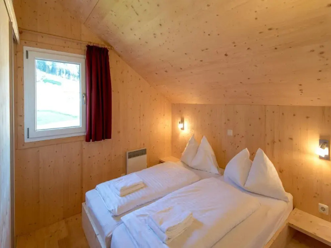 Chalet With Whirlpool tub