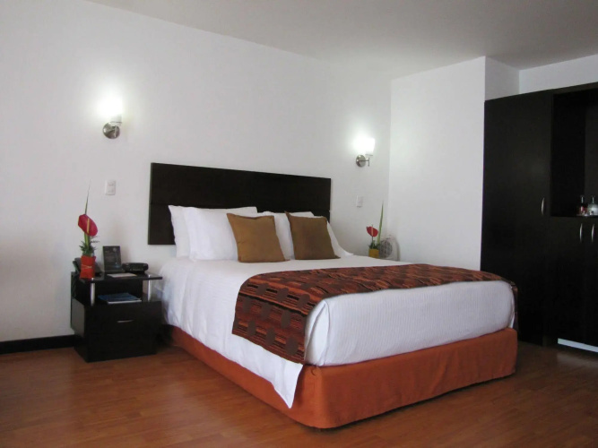Hotel Varuna