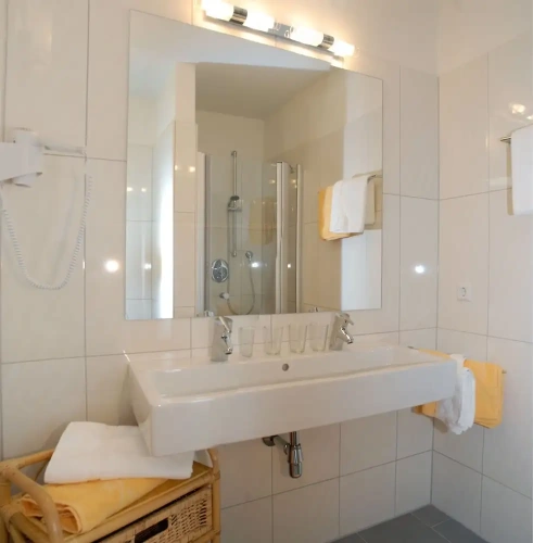 2 Bedrooms Comfort Basement Apartment