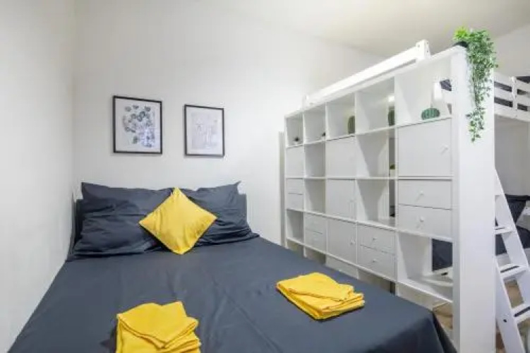 Studio Loft with Walk-in Rain-shower