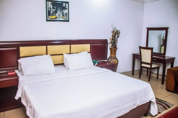Goldstone Luxury Hotel