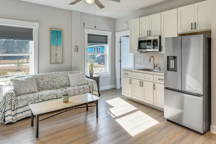 1 Bedroom Apartment